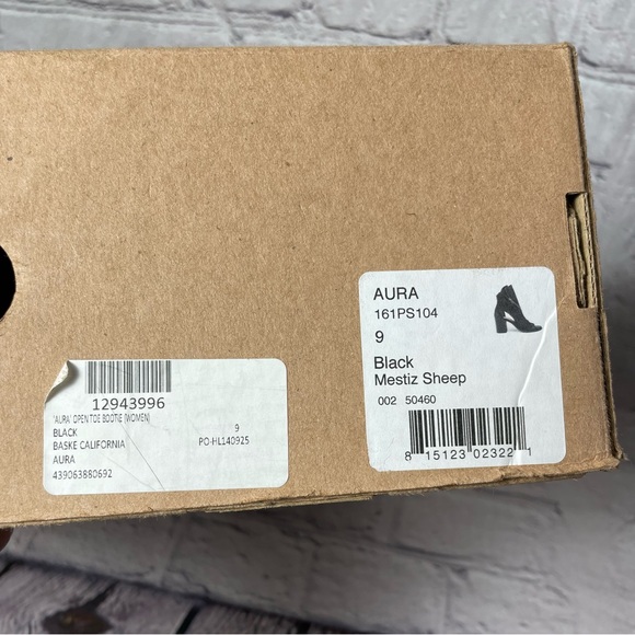 Baske California Aura Black Suede Peep Toe Booties Size 9 - Picture 8 of 10